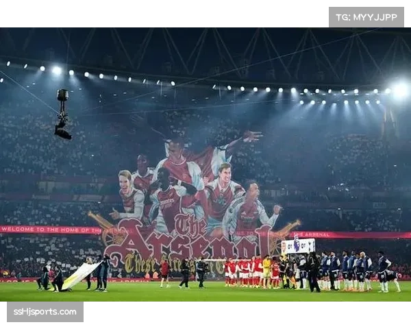 威斯特法伦球场八万球迷高歌，多特蒙德赛前TIFO致敬传奇